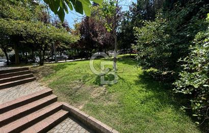 ÜSKÜDAR ZEYNEP KAMİL'DE MERKEZİ KONUMDA DÖNÜŞÜM POTANSİYELLİ