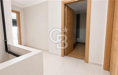 Çiğli Maltepe Caddesinde Merkezi Konumda, Ferah 3+1 Dubleks Daire