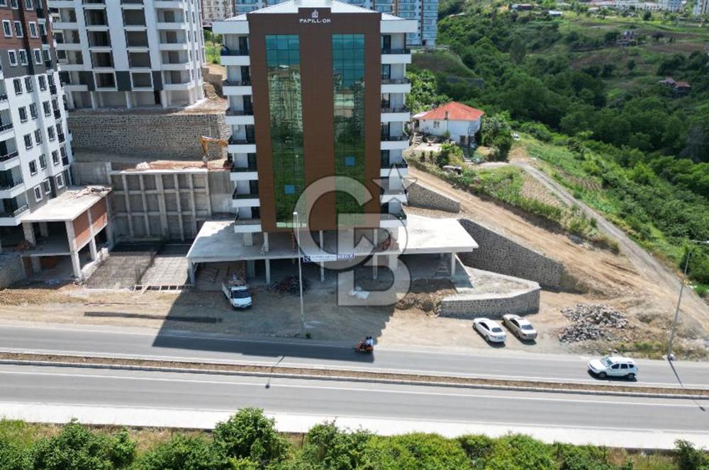 CB LİKA'DAN YILDIZLI ANA YOL ÜZERİ SATILIK DÜKKANLAR