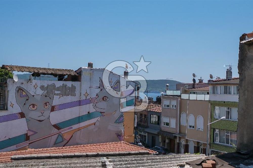 SARIYER BÜYÜKDEREDE ASLINA SADIK KALINARAK YENİLENMİŞ TARİHİ EV