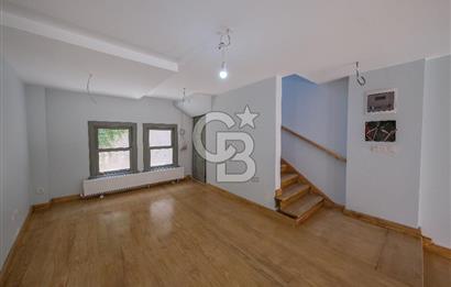 SARIYER BÜYÜKDEREDE ASLINA SADIK KALINARAK YENİLENMİŞ TARİHİ EV