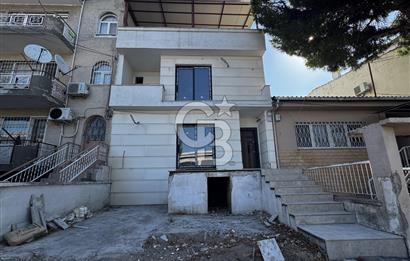 Bornova atatürk mahallesinde satılık villa