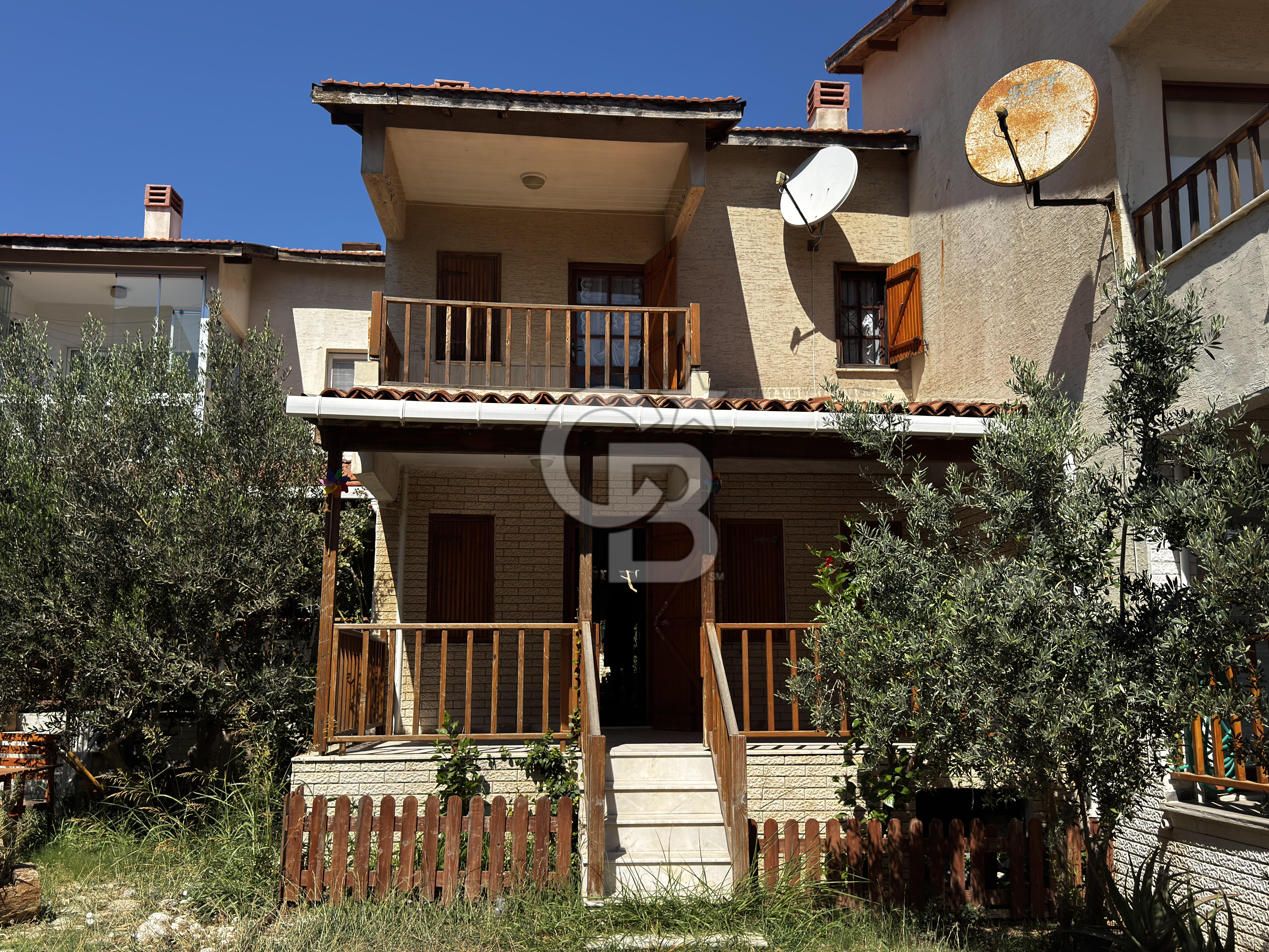İzmir foça da satılık 3+1 villa 