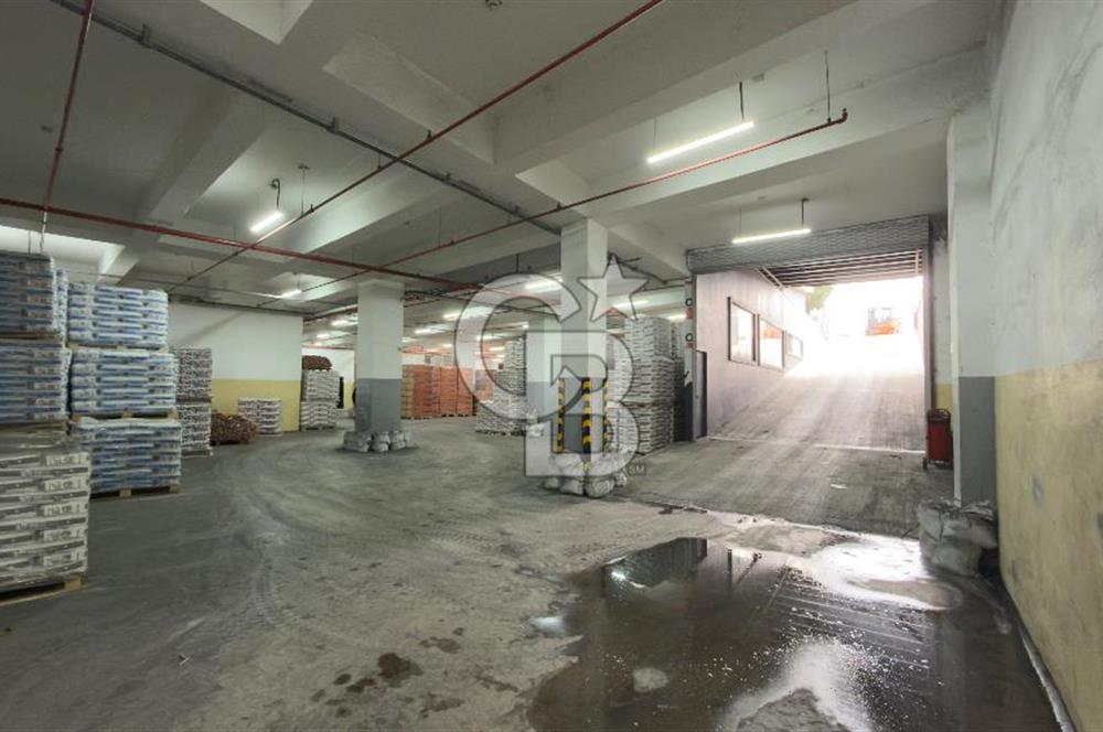 1.665 m2 H: 4.80 M TIR RAMPA GİRİŞLİ DEPOLAMA ALANI