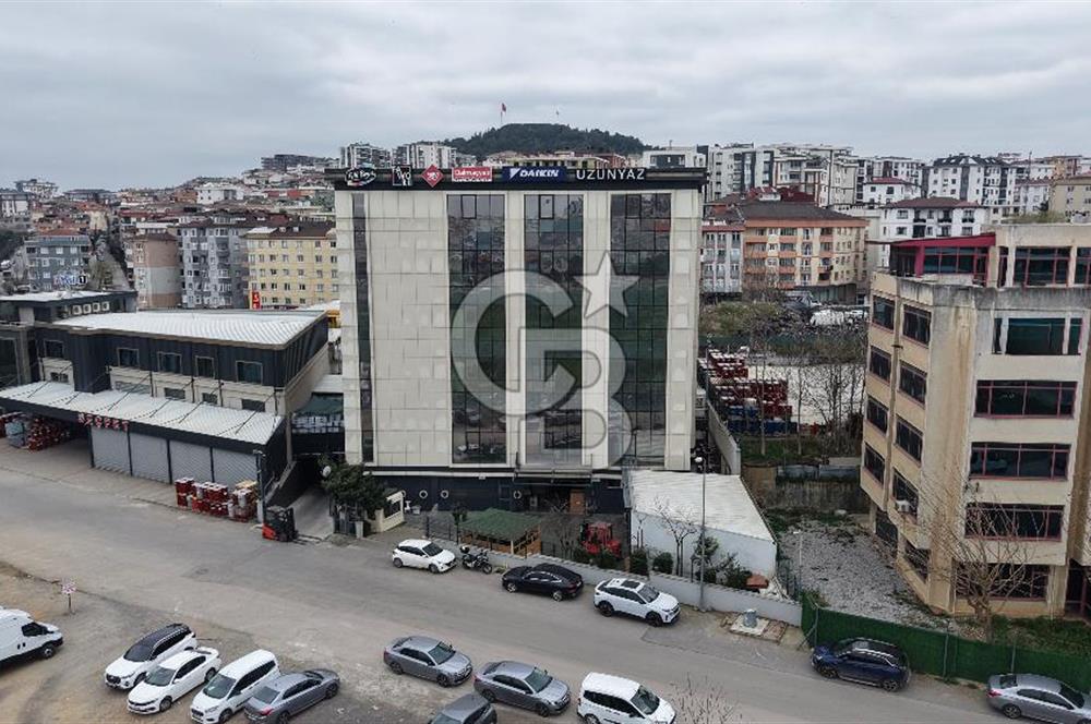 1.000 M2 KDV'Lİ KİRALIK İSKANLI PLAZA KATI