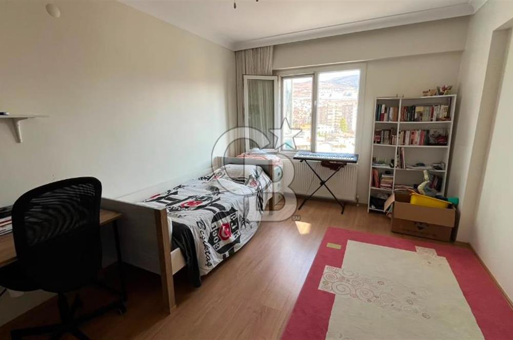 Bayraklı Ciritoğlu Bartu Sitesi'nde 3+1 160 m² Kiralık Daire
