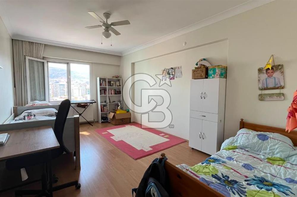 Bayraklı Ciritoğlu Bartu Sitesi'nde 3+1 160 m² Kiralık Daire