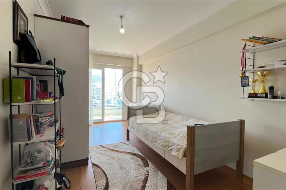 Bayraklı Ciritoğlu Bartu Sitesi'nde 3+1 160 m² Kiralık Daire