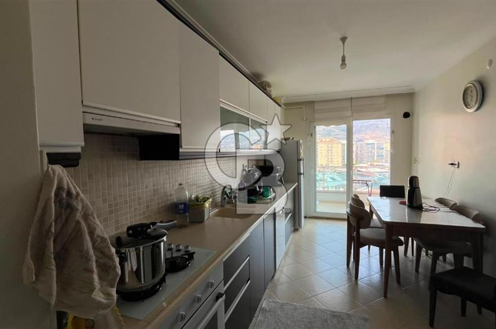 Bayraklı Ciritoğlu Bartu Sitesi'nde 3+1 160 m² Kiralık Daire