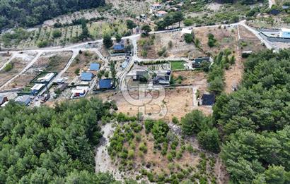 BORNOVA YAKAKÖY 350 M2 HİSSELİ ARSA