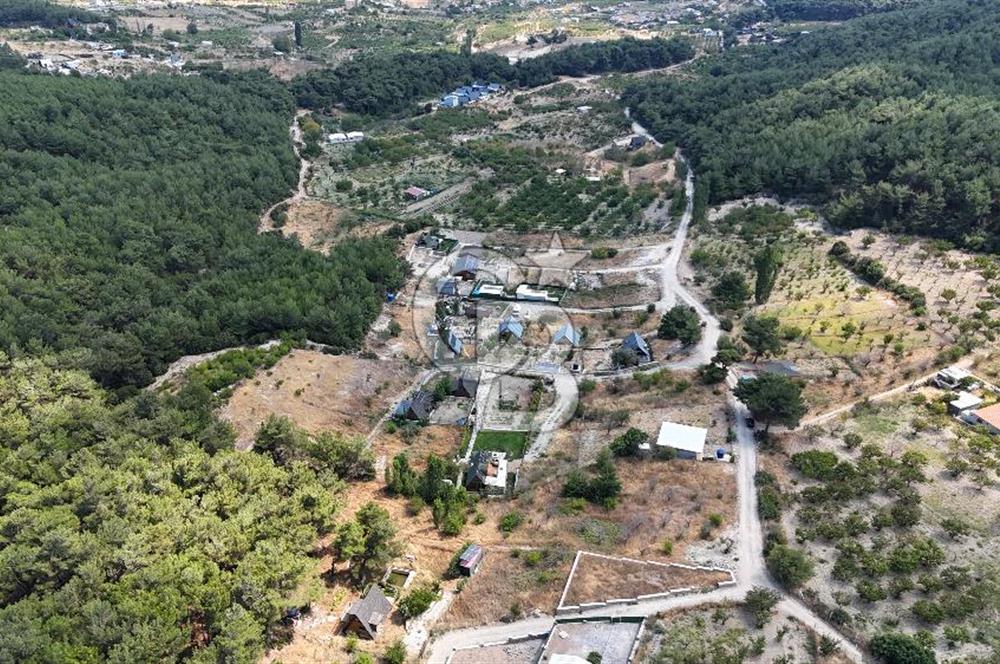 BORNOVA YAKAKÖY 350 M2 HİSSELİ ARSA