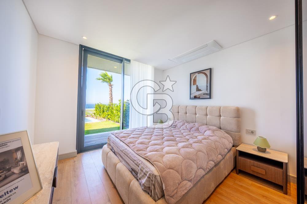 ÇEŞME AYASARANDA NOA TERRACE PROJESİ HAVUZLU BAHÇELİ 3+1 VİLLA