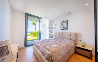 ÇEŞME AYASARANDA NOA TERRACE PROJESİ HAVUZLU BAHÇELİ 3+1 VİLLA