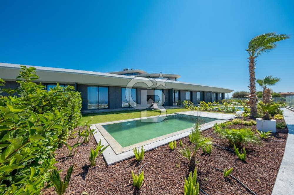 ÇEŞME AYASARANDA NOA TERRACE PROJESİ HAVUZLU BAHÇELİ 3+1 VİLLA