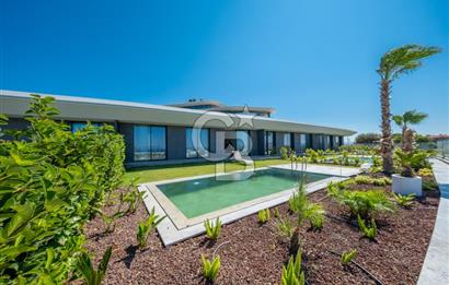 ÇEŞME AYASARANDA NOA TERRACE PROJESİ HAVUZLU BAHÇELİ 3+1 VİLLA