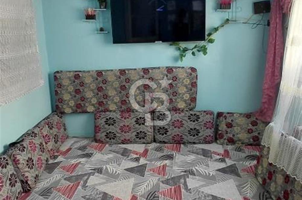 BORNOVA ZAFER MAHALLESİ’NDE KİRA GETİRİLİ 4+2 SATILIK MÜSTAKİL EV