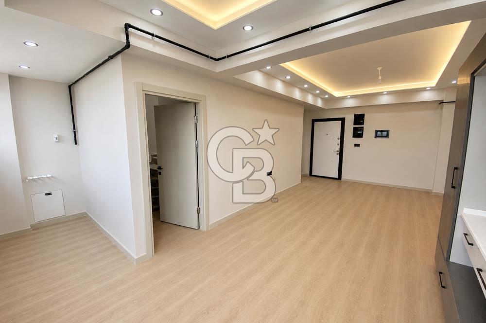 KARTEPE İKON REZİDANS'TA SATILIK GENİŞ 1+1 DAİRE(CADDE CEPHE)