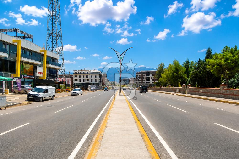 KARTEPE İKON REZİDANS'TA SATILIK GENİŞ 1+1 DAİRE(CADDE CEPHE)