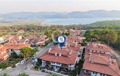 Muğla Ula Akyaka'da  Havuzlu ve Deniz Manzaralı Satılık Dubleks Ev 