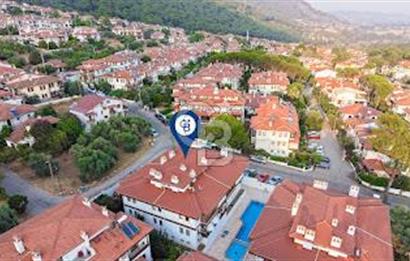 Muğla Ula Akyaka'da  Havuzlu ve Deniz Manzaralı Satılık Dubleks Ev 