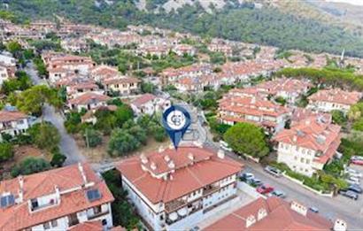 Muğla Ula Akyaka'da  Havuzlu ve Deniz Manzaralı Satılık Dubleks Ev 
