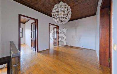 Fırsat Satılık Emirgan Sahile Yakın Bahçeli Müstakil Ev ve 53 m² Arsa