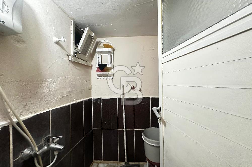 BORNOVA ZAFER MAHALLESİ’NDE KİRA GETİRİLİ 4+2 SATILIK MÜSTAKİL EV