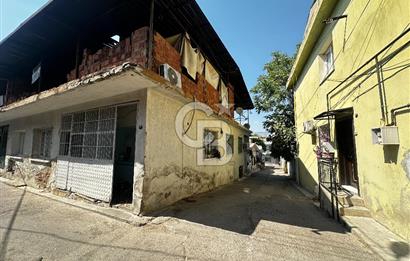 BORNOVA ZAFER MAHALLESİ’NDE KİRA GETİRİLİ 4+2 SATILIK MÜSTAKİL EV