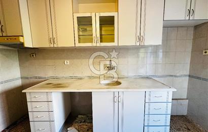 KÜÇÜKÇİĞLİ’DE ÖNÜ AÇIK, HASTANEYE YAKIN, ARA KAT SATILIK DAİRE