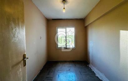 KÜÇÜKÇİĞLİ’DE ÖNÜ AÇIK, HASTANEYE YAKIN, ARA KAT SATILIK DAİRE