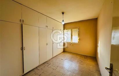 KÜÇÜKÇİĞLİ’DE ÖNÜ AÇIK, HASTANEYE YAKIN, ARA KAT SATILIK DAİRE