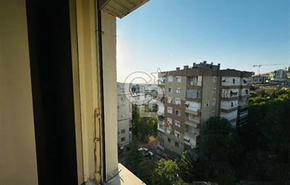 KÜÇÜKÇİĞLİ’DE ÖNÜ AÇIK, HASTANEYE YAKIN, ARA KAT SATILIK DAİRE