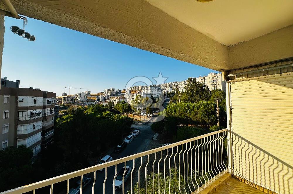 KÜÇÜKÇİĞLİ’DE ÖNÜ AÇIK, HASTANEYE YAKIN, ARA KAT SATILIK DAİRE