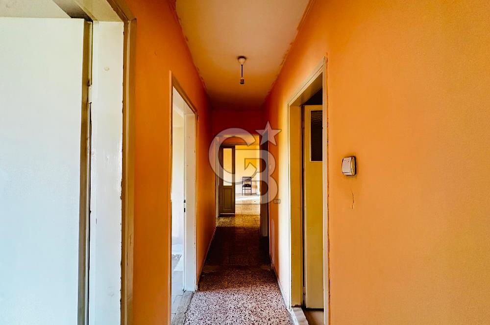 KÜÇÜKÇİĞLİ’DE ÖNÜ AÇIK, HASTANEYE YAKIN, ARA KAT SATILIK DAİRE