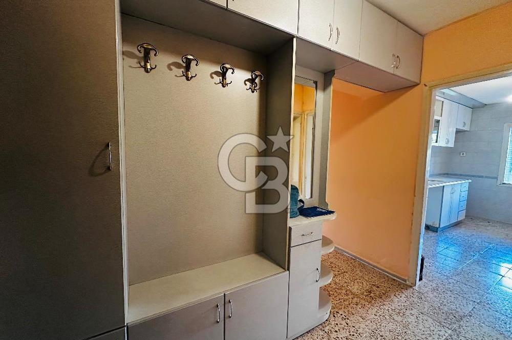 KÜÇÜKÇİĞLİ’DE ÖNÜ AÇIK, HASTANEYE YAKIN, ARA KAT SATILIK DAİRE