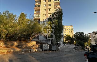 KÜÇÜKÇİĞLİ’DE ÖNÜ AÇIK, HASTANEYE YAKIN, ARA KAT SATILIK DAİRE