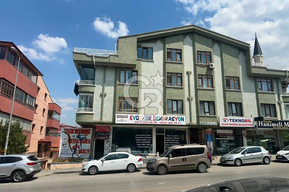 ÖVEÇLER KABİL CAD. ÜZERİNDE KÖŞE BAŞI 165M2 DÜZ ZEMİN DÜKKAN