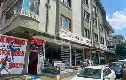 ÖVEÇLER KABİL CAD. ÜZERİNDE KÖŞE BAŞI 165M2 DÜZ ZEMİN DÜKKAN