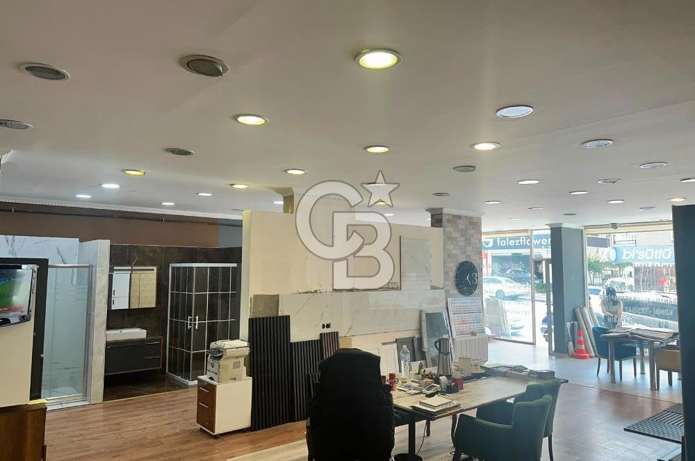 ÖVEÇLER KABİL CAD. ÜZERİNDE KÖŞE BAŞI 165M2 DÜZ ZEMİN DÜKKAN