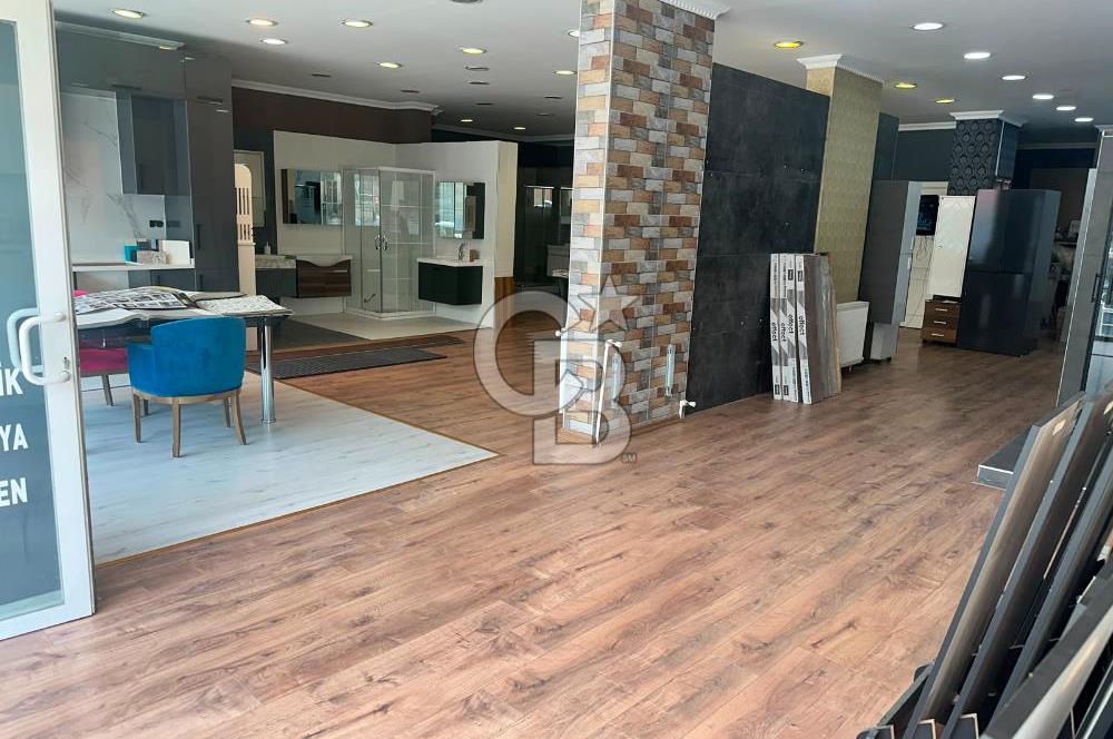 ÖVEÇLER KABİL CAD. ÜZERİNDE KÖŞE BAŞI 165M2 DÜZ ZEMİN DÜKKAN