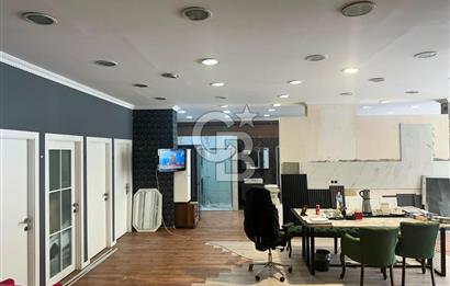 ÖVEÇLER KABİL CAD. ÜZERİNDE KÖŞE BAŞI 165M2 DÜZ ZEMİN DÜKKAN