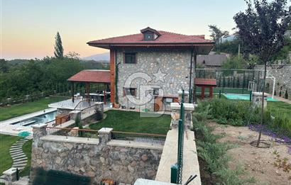 İzmir Kemalpaşa Nazarköy 7500 m2 Doğanın İçinde Lüks Yaşam Villa