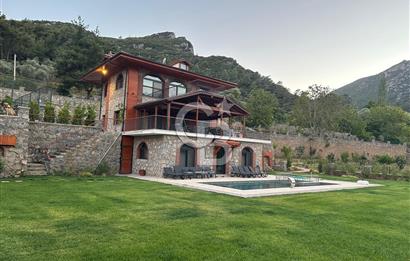 İzmir Kemalpaşa Nazarköy 7500 m2 Doğanın İçinde Lüks Yaşam Villa