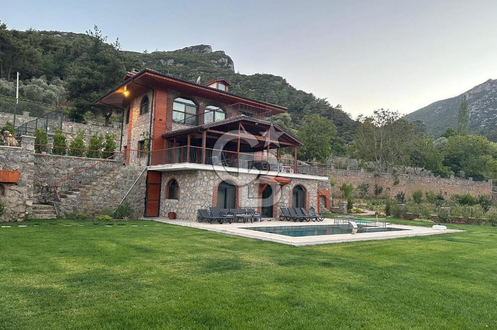 İzmir Kemalpaşa Nazarköy 7500 m2 Doğanın İçinde Lüks Yaşam Villa