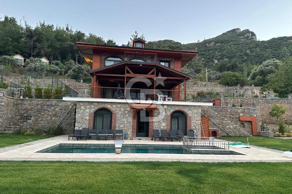 İzmir Kemalpaşa Nazarköy 7500 m2 Doğanın İçinde Lüks Yaşam Villa