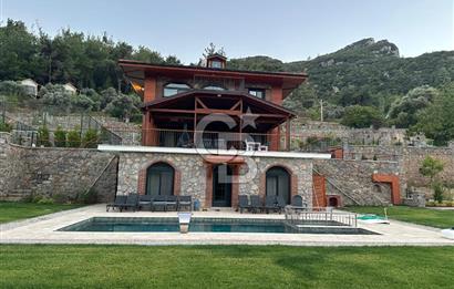 İzmir Kemalpaşa Nazarköy 7500 m2 Doğanın İçinde Lüks Yaşam Villa
