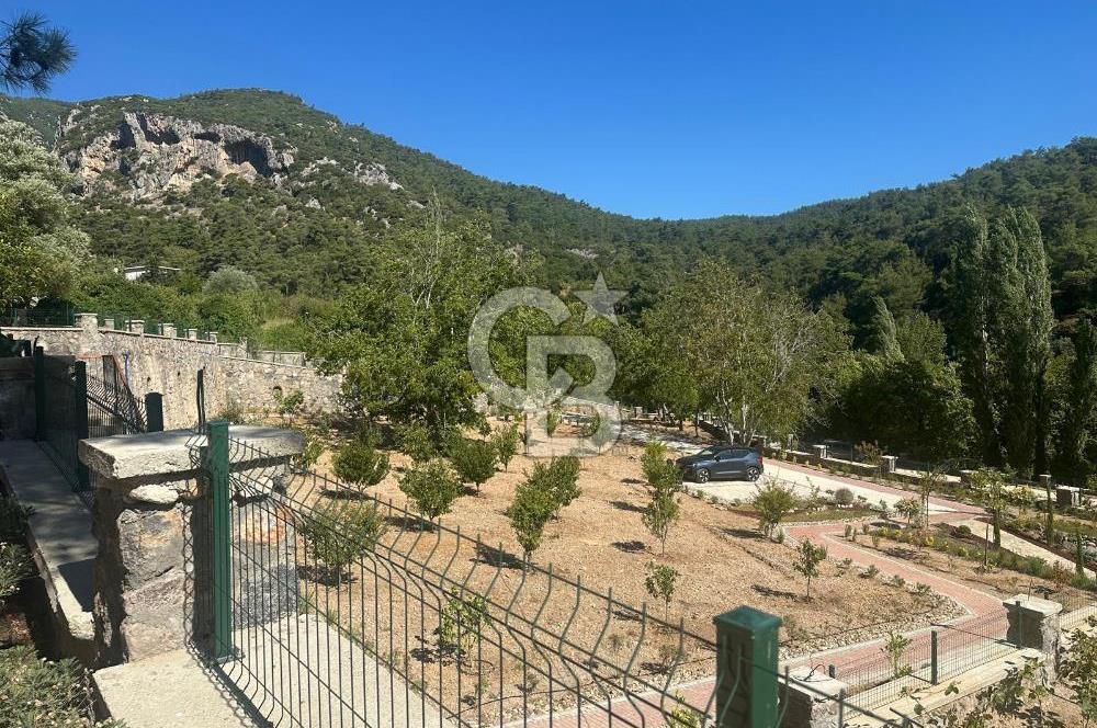 İzmir Kemalpaşa Nazarköy 7500 m2 Doğanın İçinde Lüks Yaşam Villa