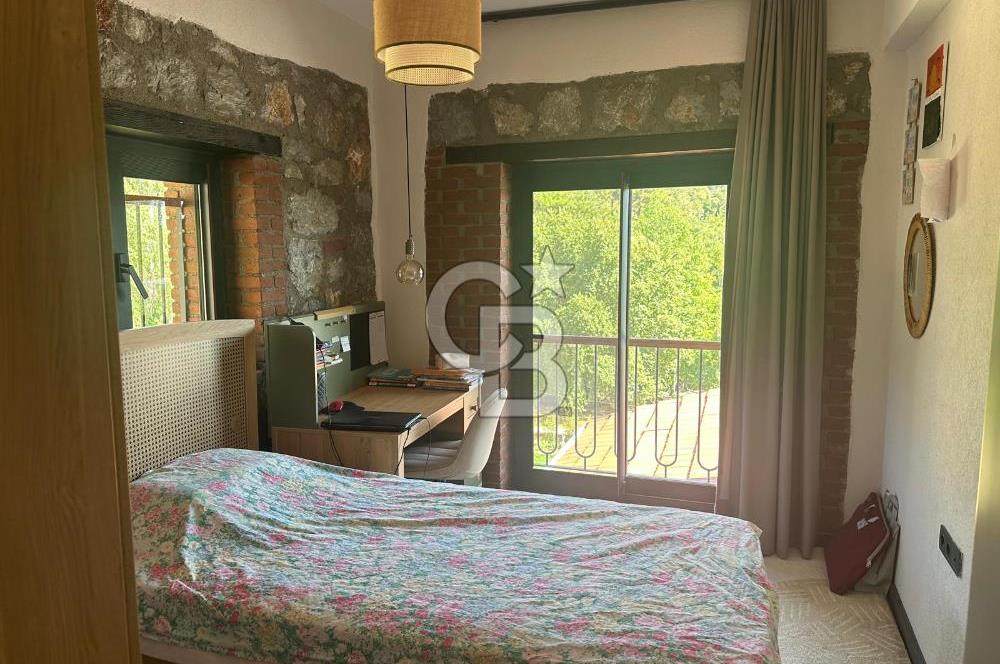 İzmir Kemalpaşa Nazarköy 7500 m2 Doğanın İçinde Lüks Yaşam Villa
