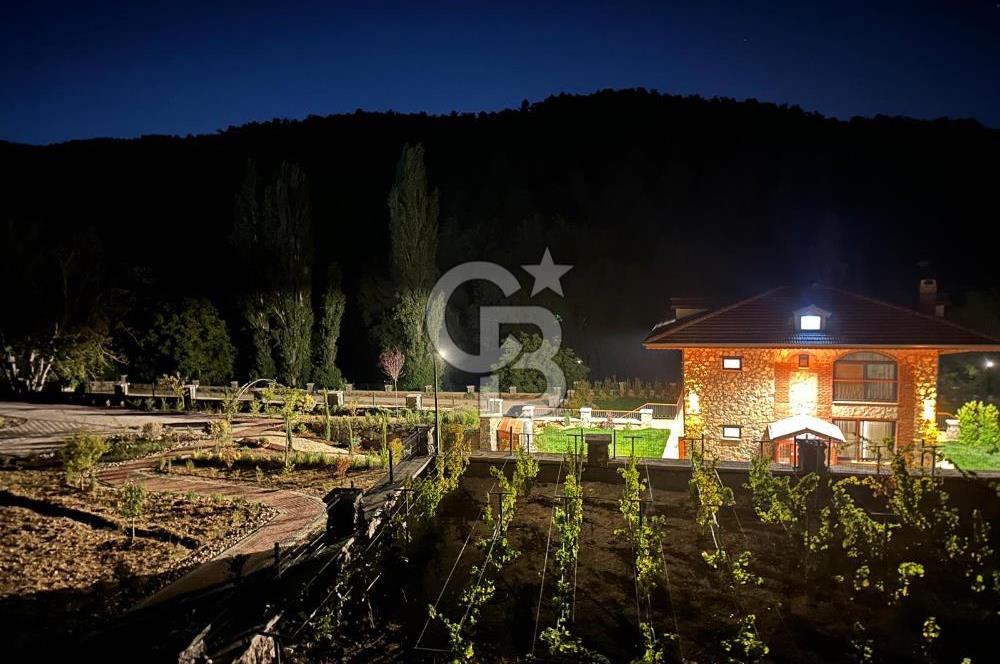İzmir Kemalpaşa Nazarköy 7500 m2 Doğanın İçinde Lüks Yaşam Villa