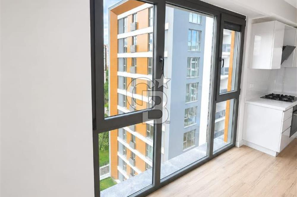 Siltaş Premium'da Önü Açık 8. Kat Açık Mutfaklı Modern 2+1 Daire
